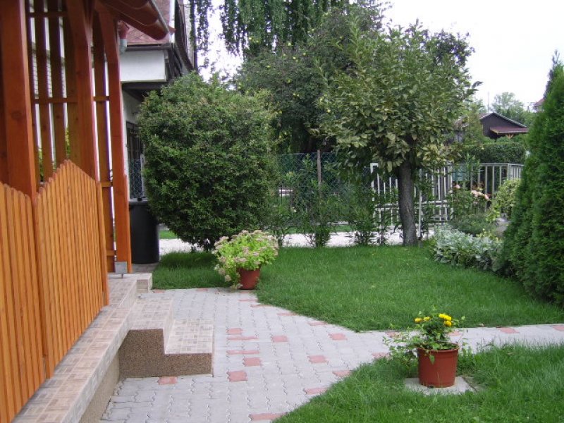 Udvar